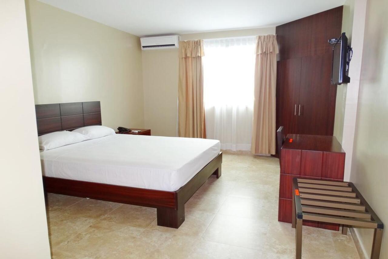 Hotel Marvento Suites 살리나스 외부 사진
